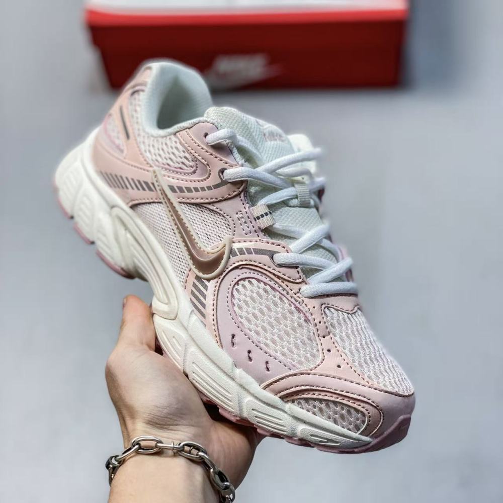 NIKE V5 RNR