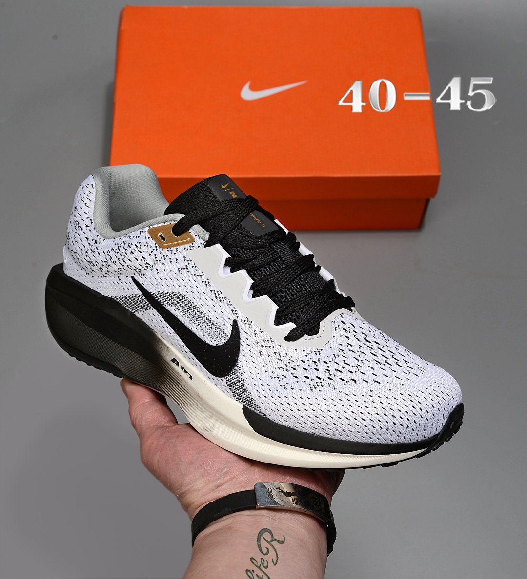 NIKE winflo11