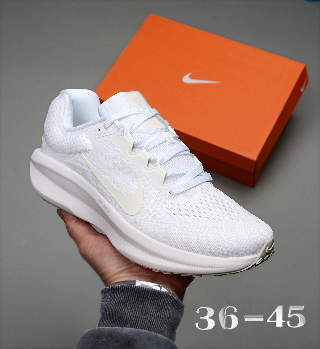 NIKE winflo11