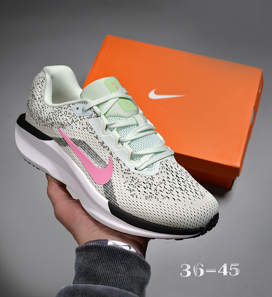 NIKE winflo11