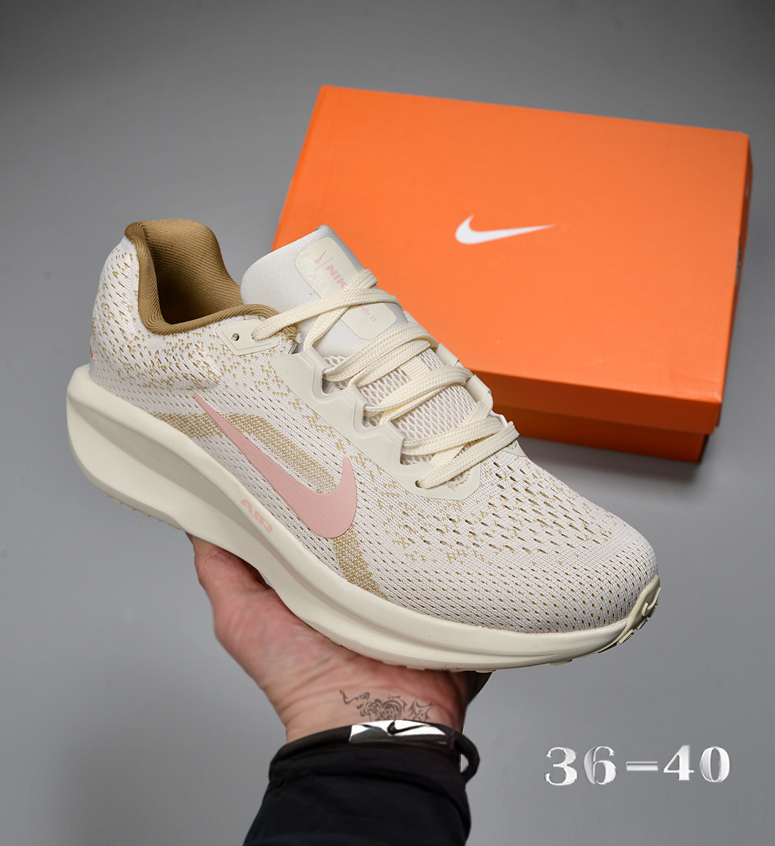 NIKE winflo11