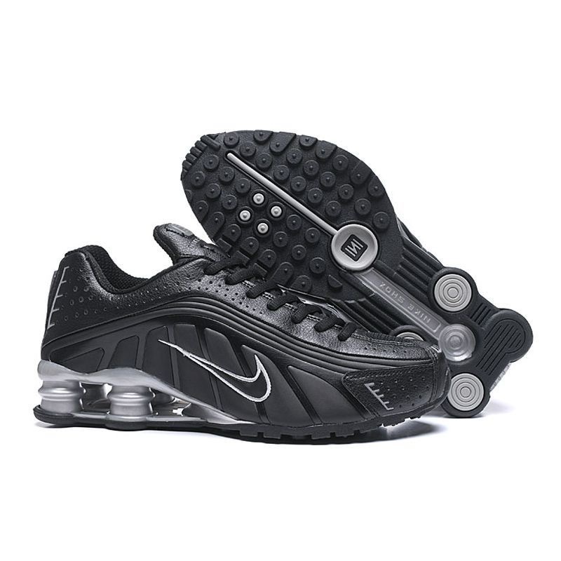 NIKE shox r4
