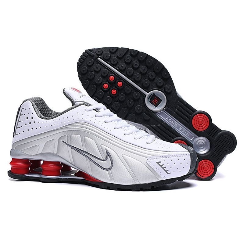 NIKE shox r4