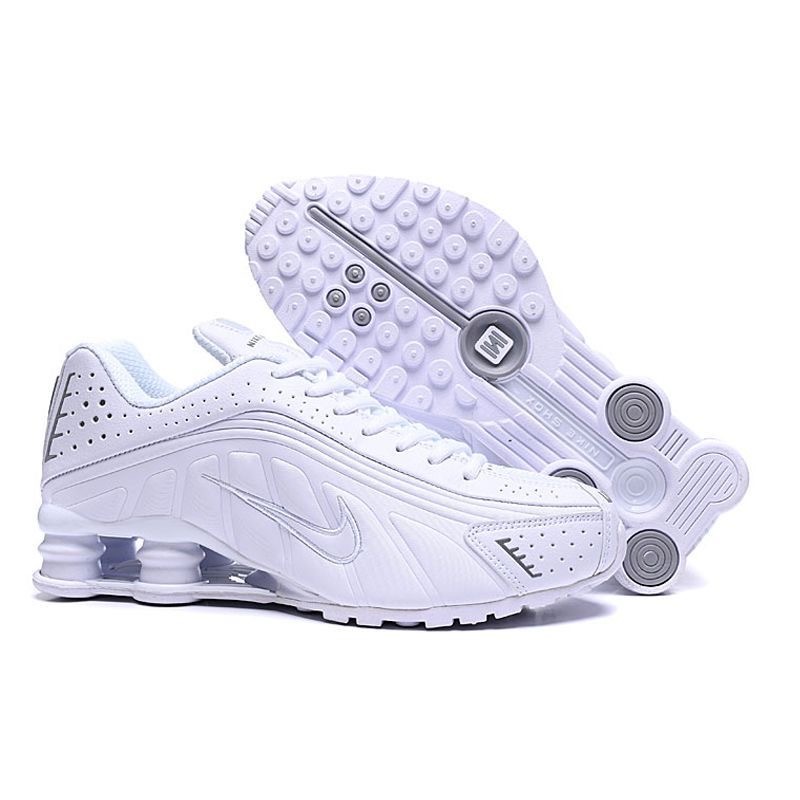 NIKE shox r4
