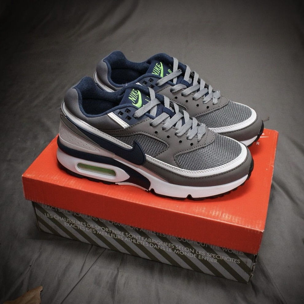 NIKE AirMax BW