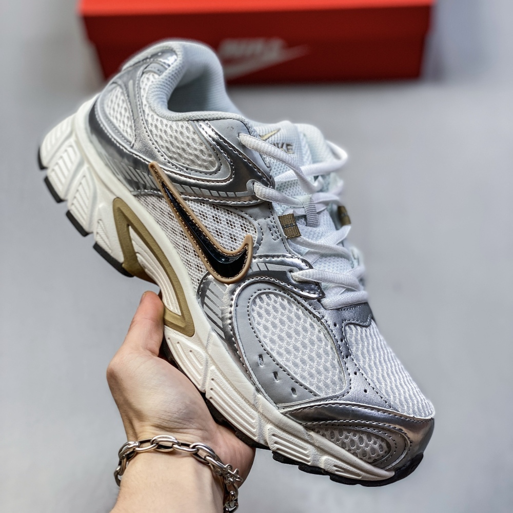 NIKE V5 RNR