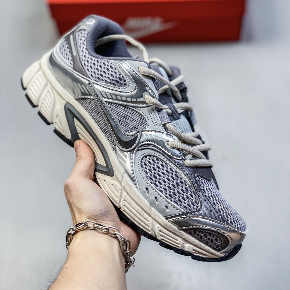 NIKE V5 RNR