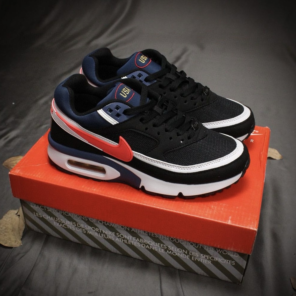 NIKE AirMax BW
