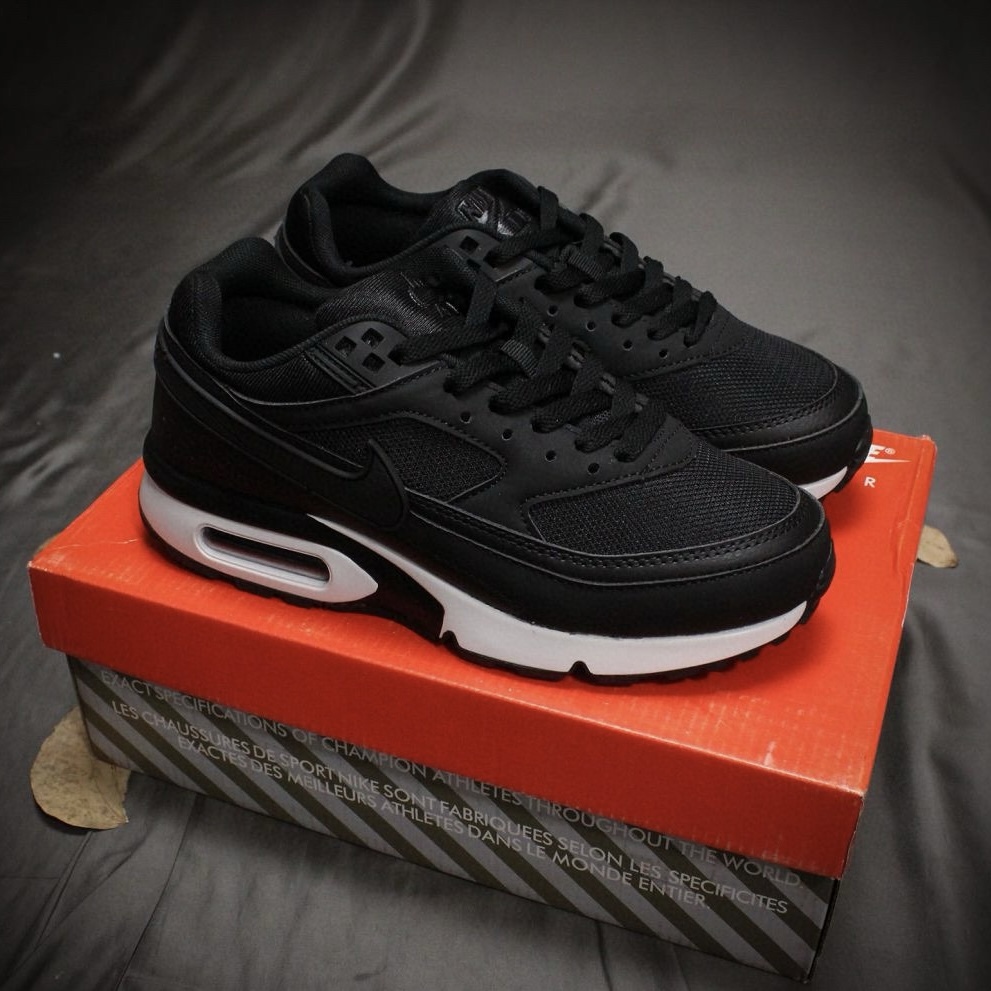 NIKE AirMax BW
