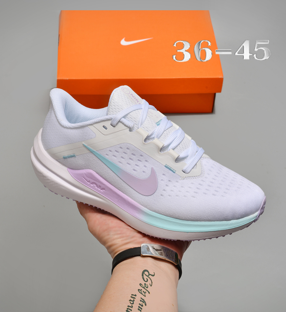 NIKE winflo10