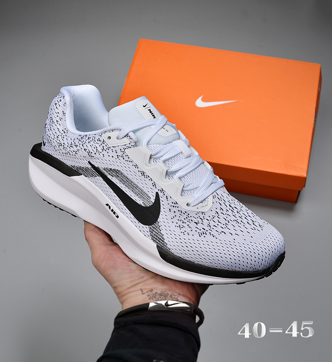 NIKE winflo11