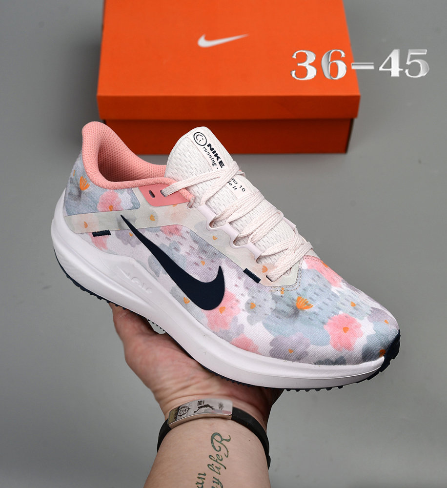NIKE winflo10