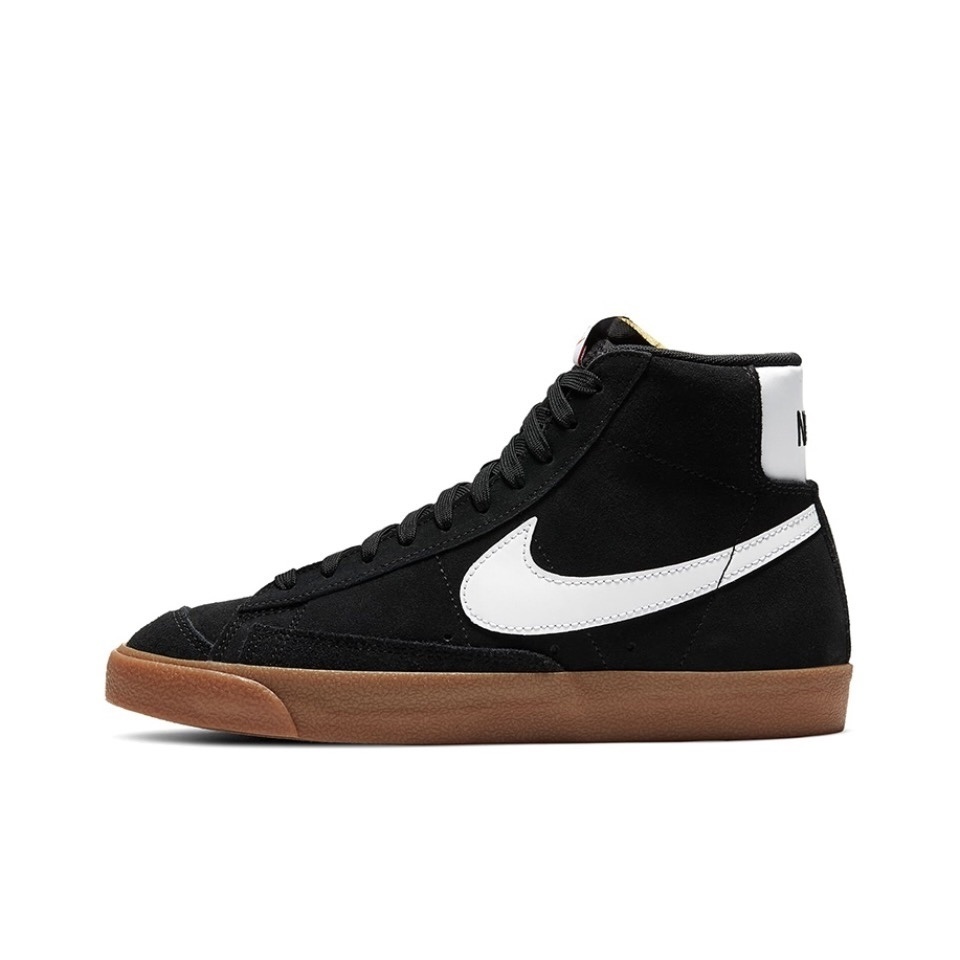 NIKE Blazer mid