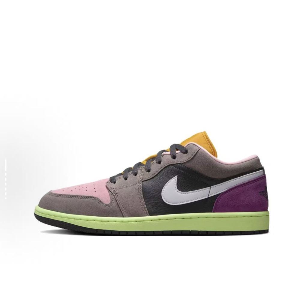 NIKE aj1