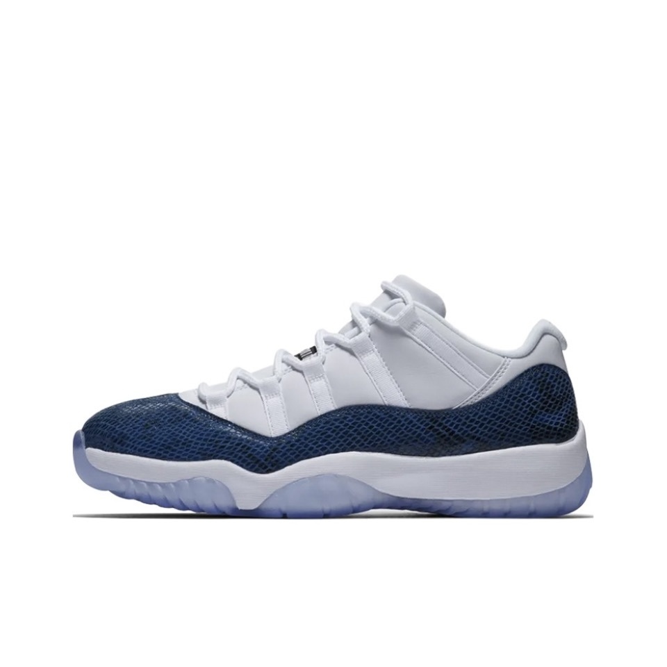 NIKE aj11