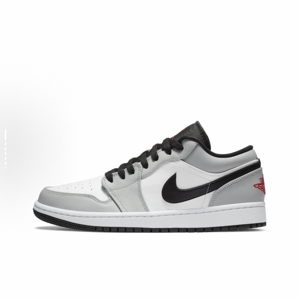 NIKE aj1
