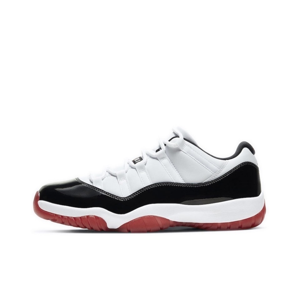 NIKE aj11