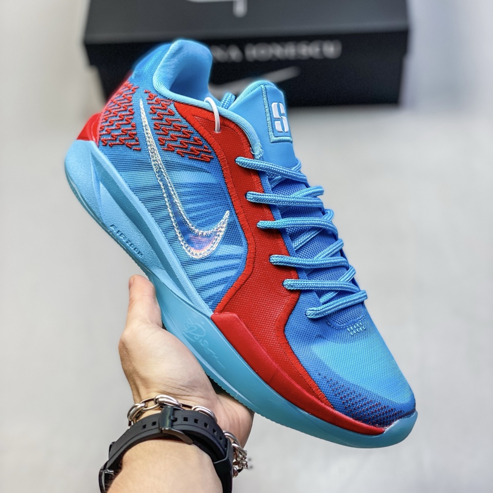 NIKE Sabrina 2