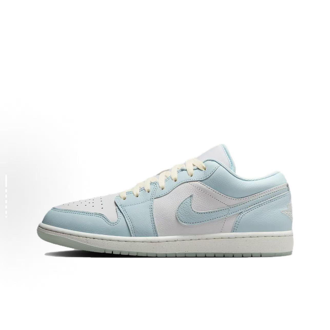NIKE aj1