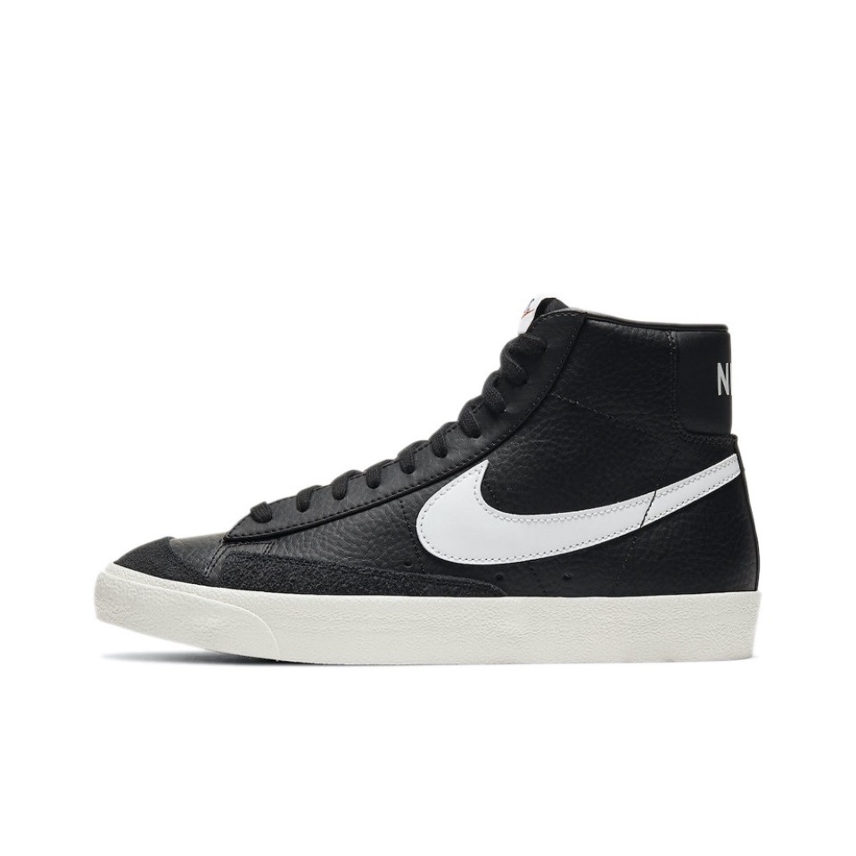 NIKE Blazer mid