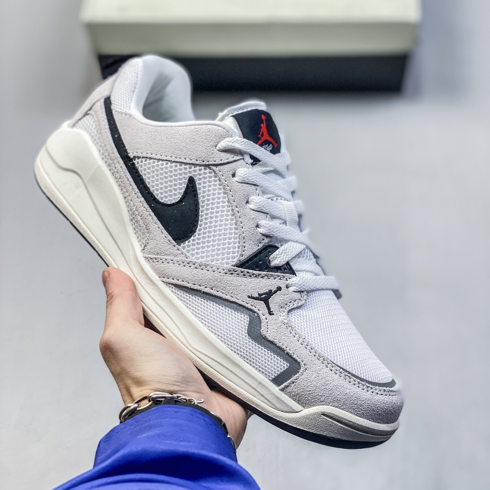 NIKE jordan CMFT Era