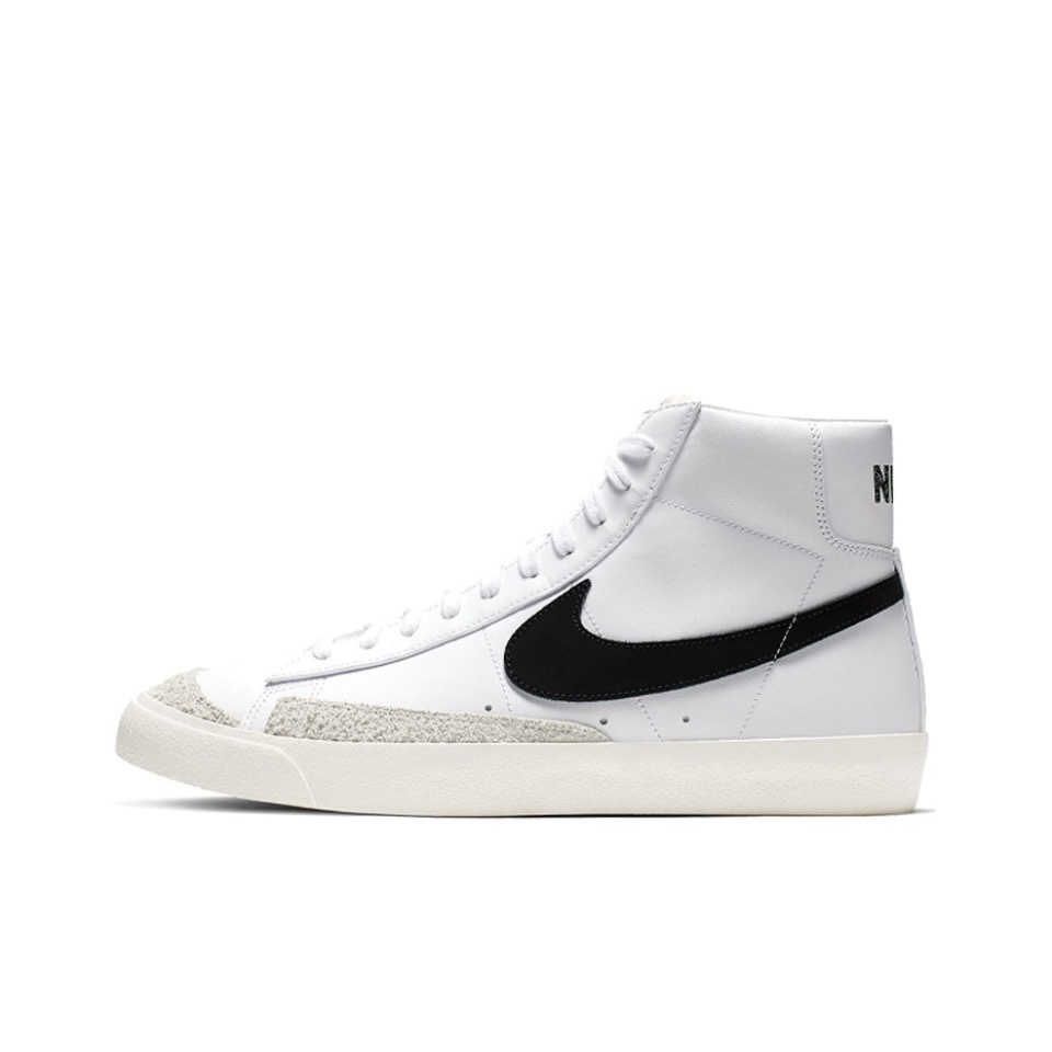 NIKE Blazer mid