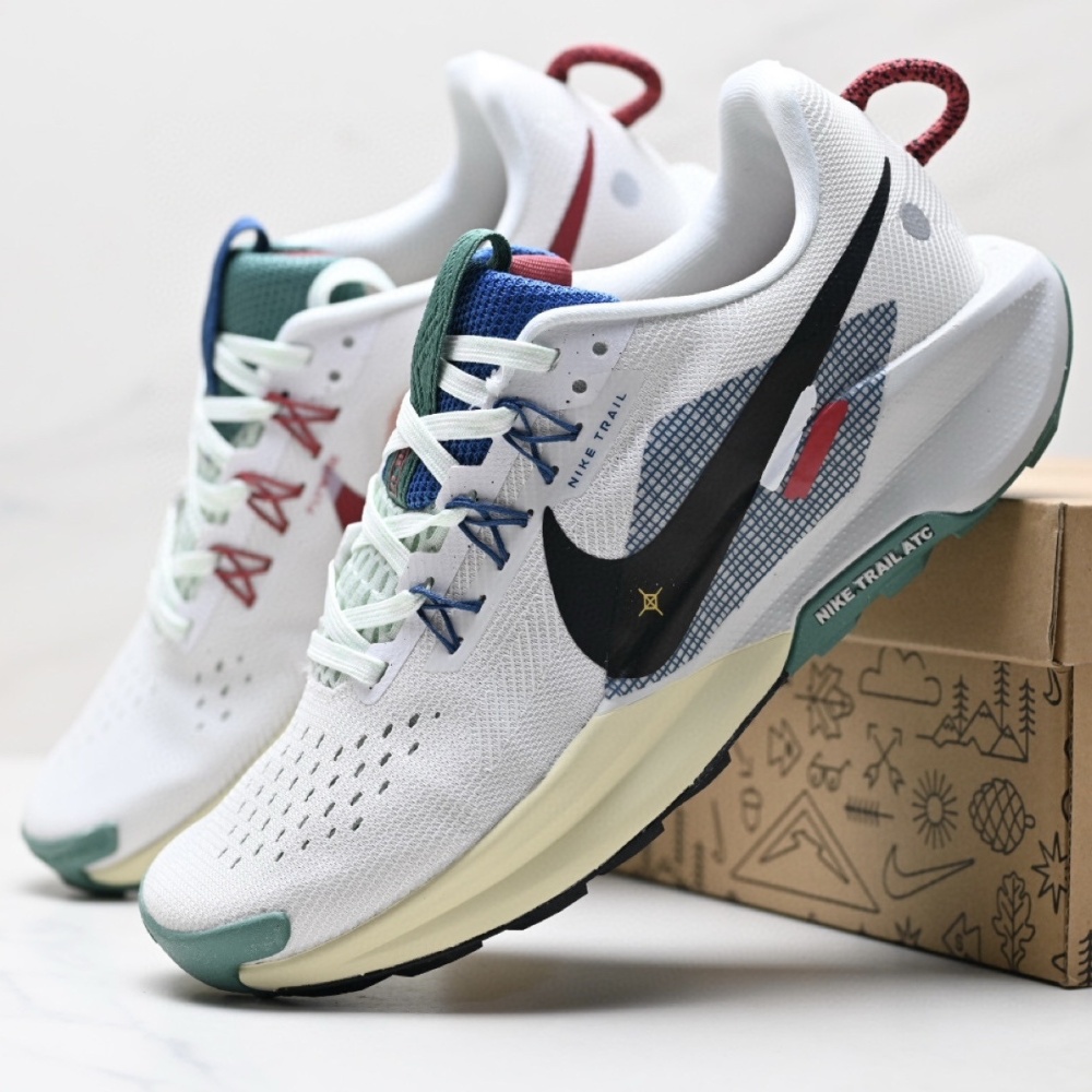 NIKE pegasus Trail 5