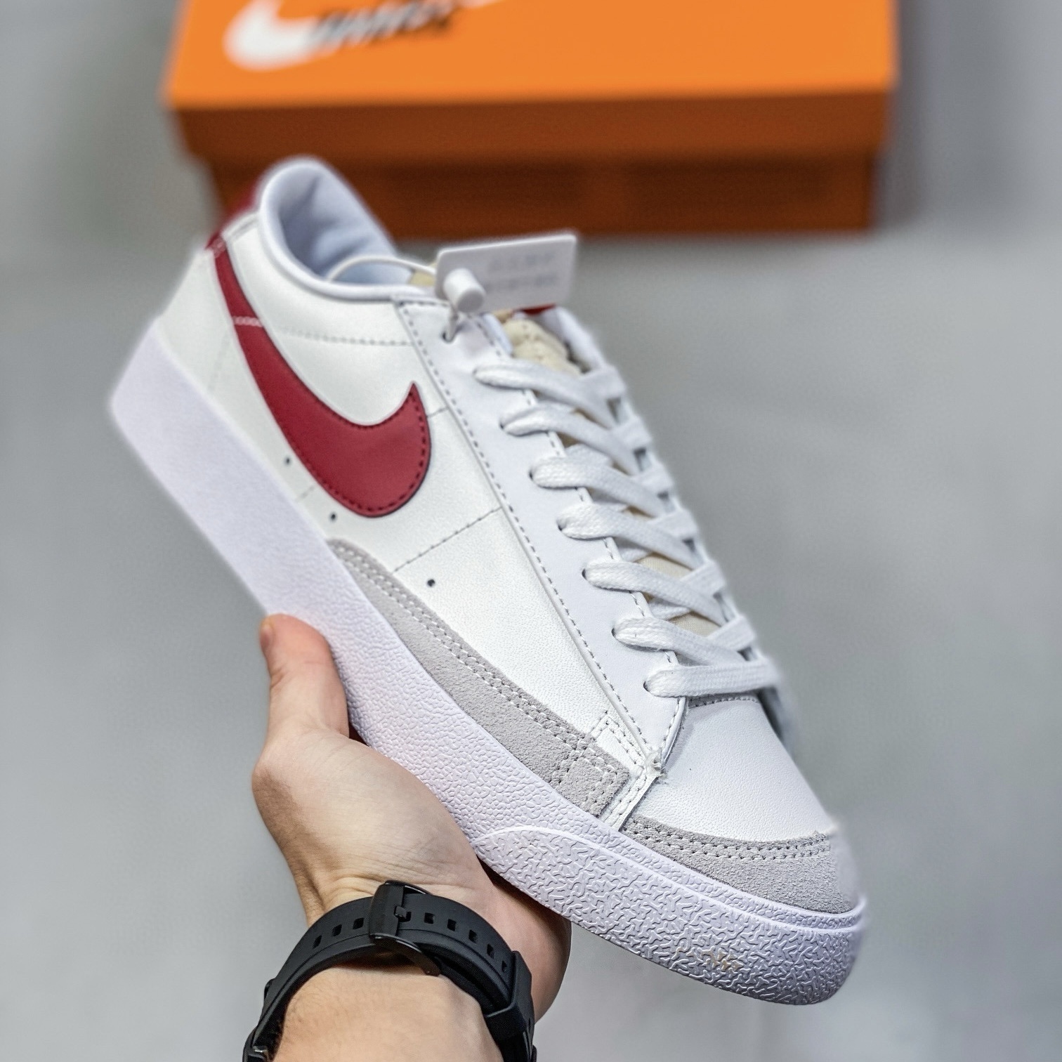 NIKE Blazer Low