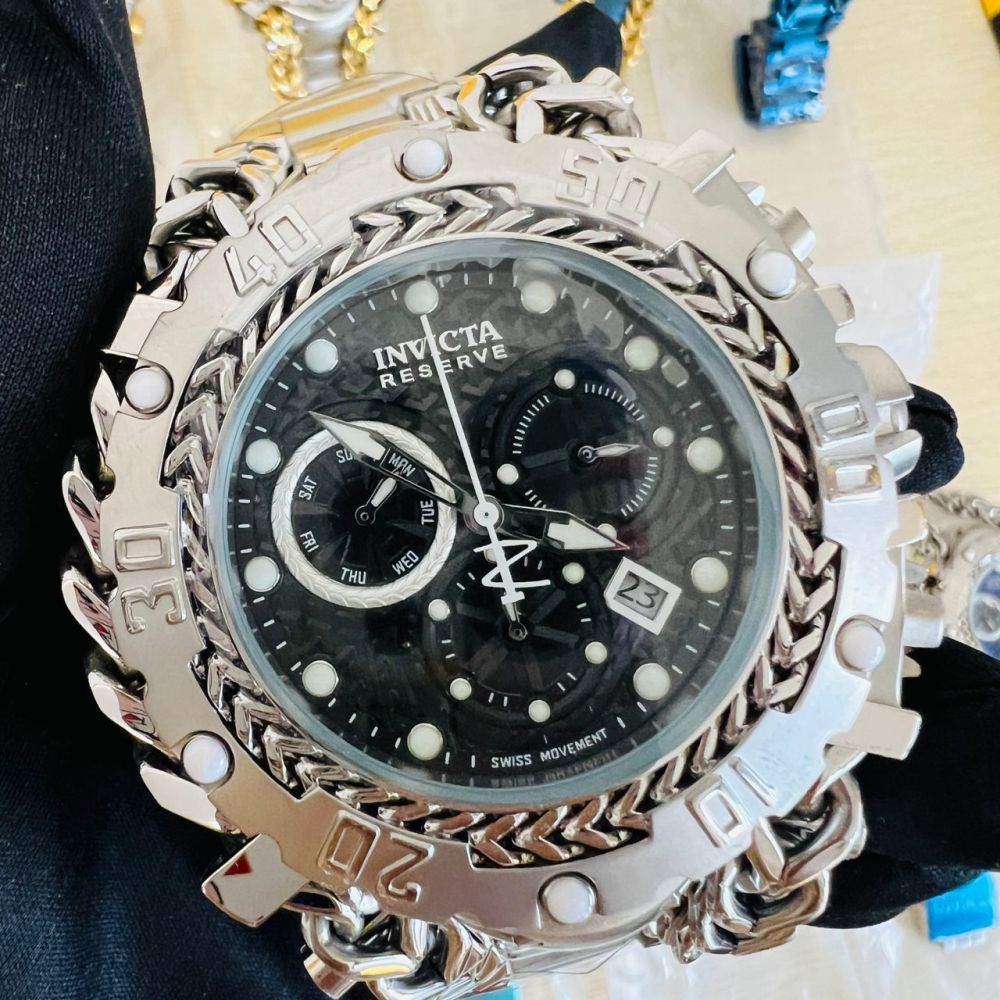 Replica Invicta Watch