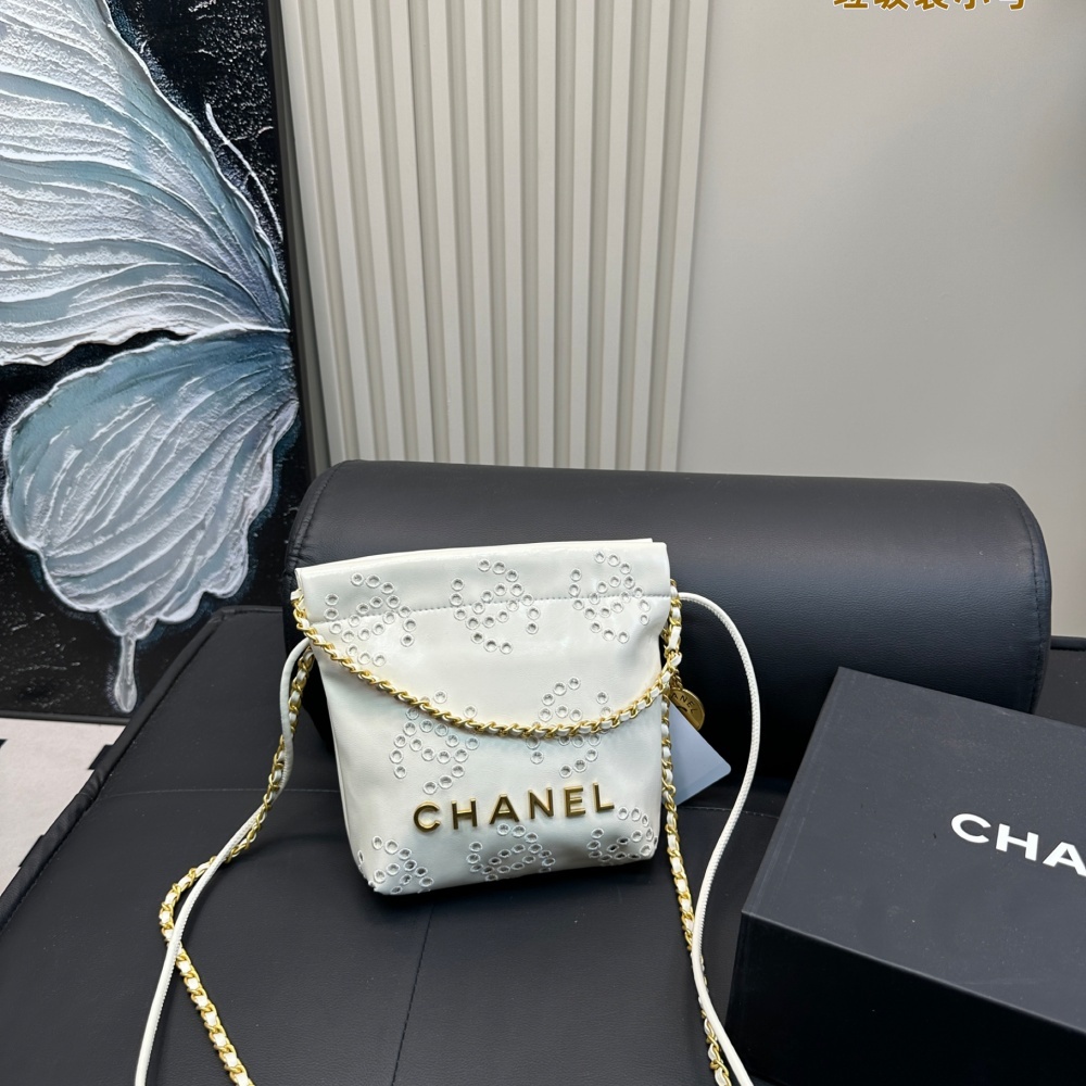Replica Chanel New Hollow Embroidered Garbage Bag 19*17CM