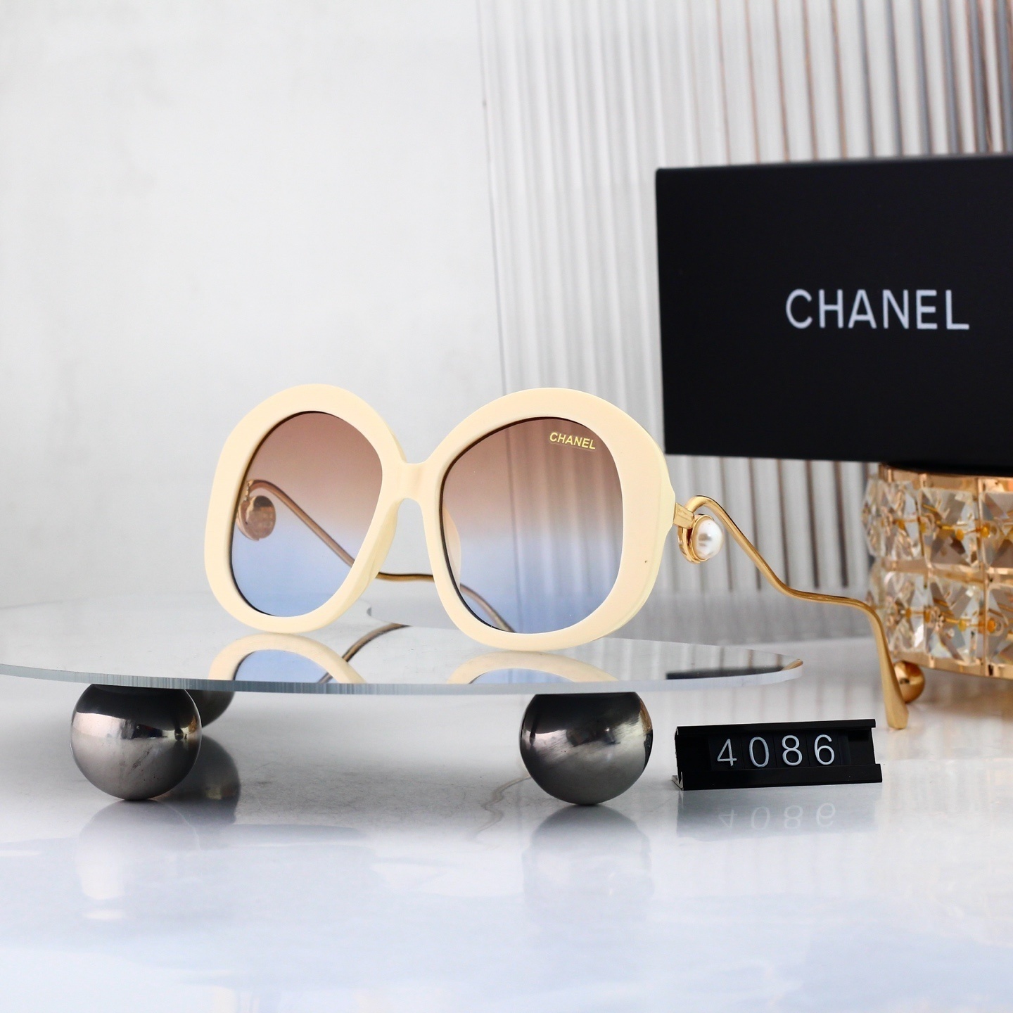 Chanel Round Sunglasses with Pearl Temple Detail 4086
