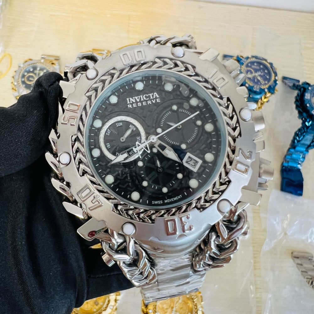 Replica Invicta Watch