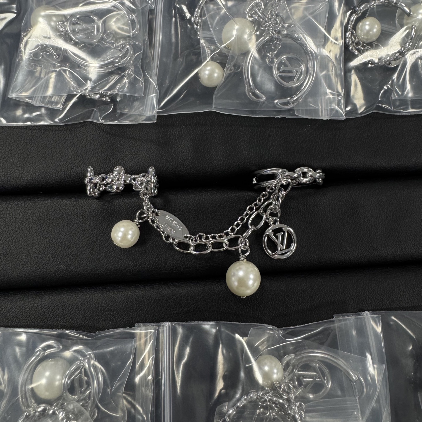 LV Single Ear Clip