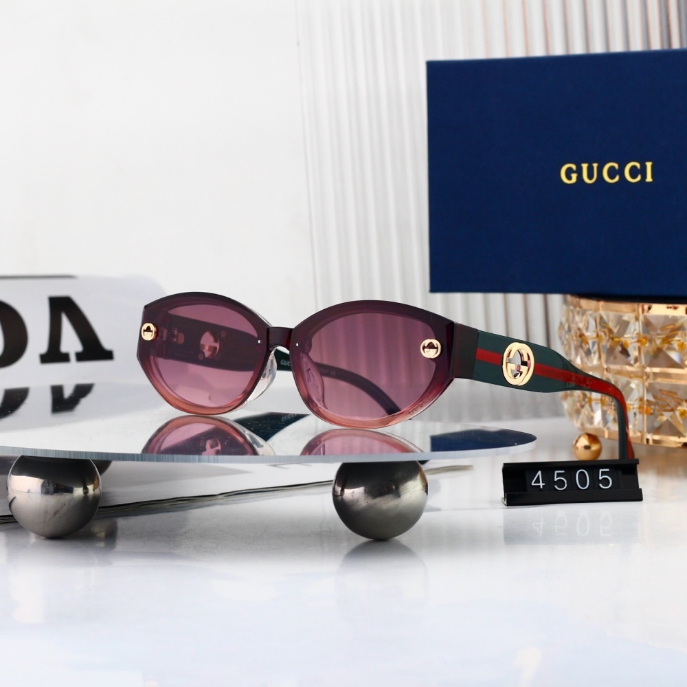 Gucci Women's/Men's Retro Oval Sunglasses with Web Detail
