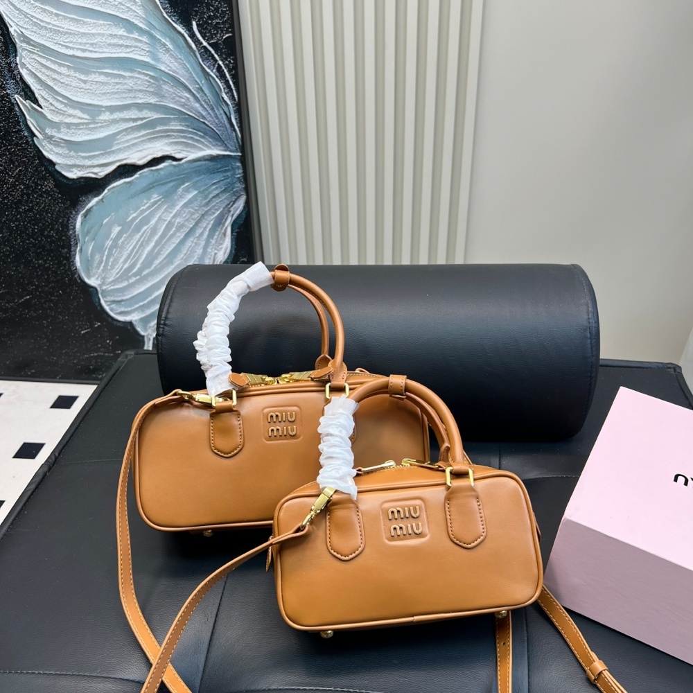 Replica Miumiu Bowling Handbag 22*11/28*12CM
