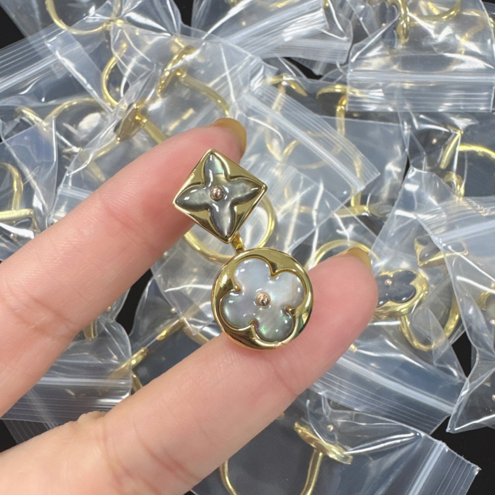 LV Ring