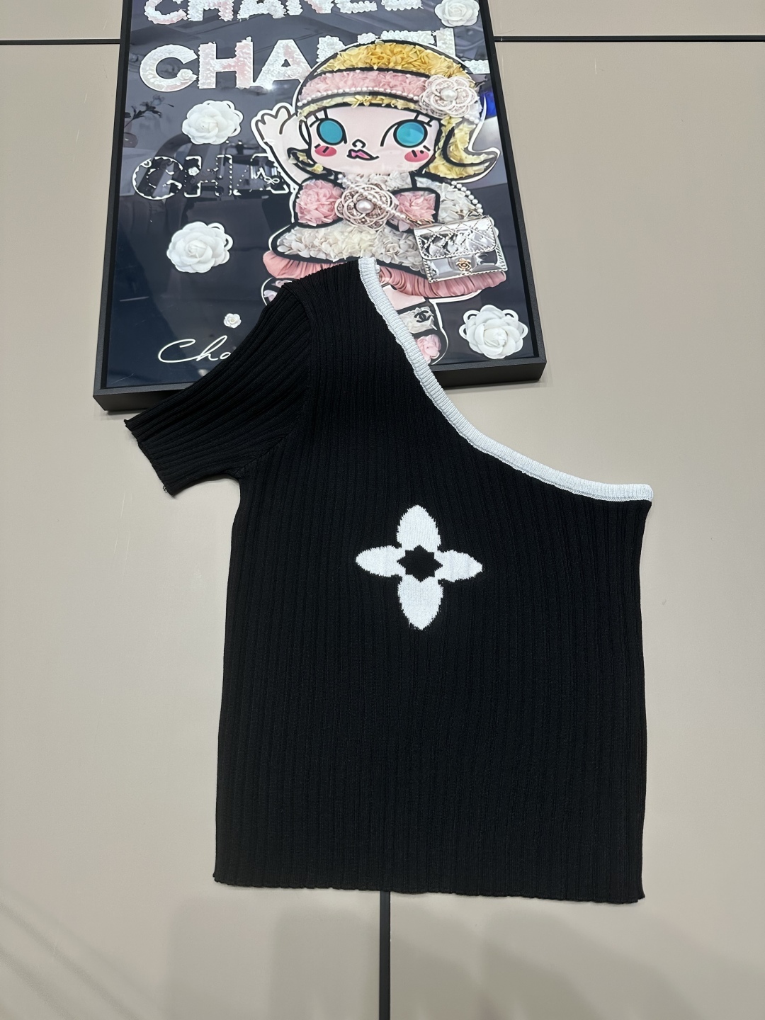 LV 25 Summer New Oblique Shoulder Jacquard Four-leaf Clover Knitted Short Sleeves