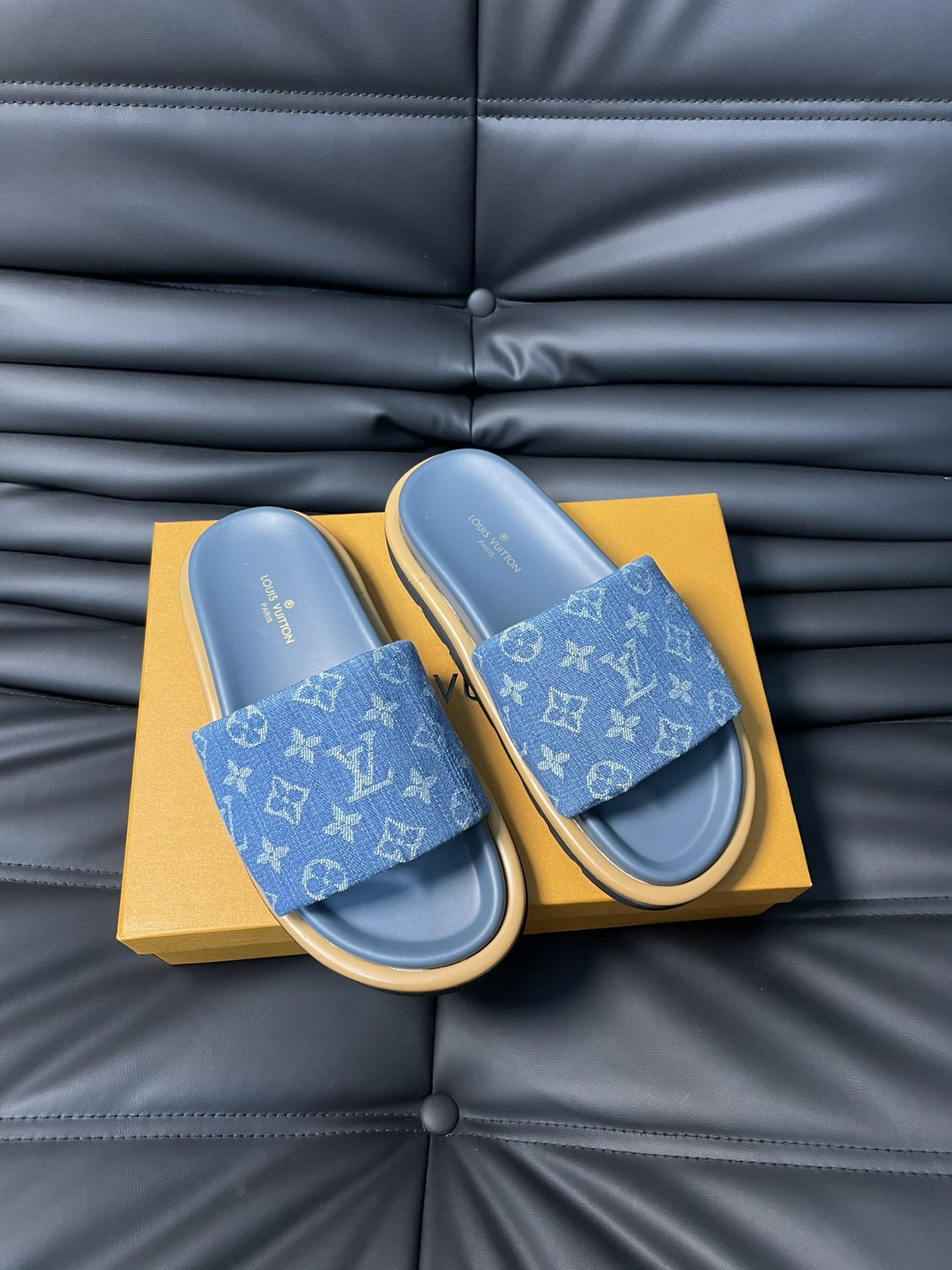 LV Slippers EU38-45