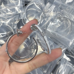 SILVER WHITE