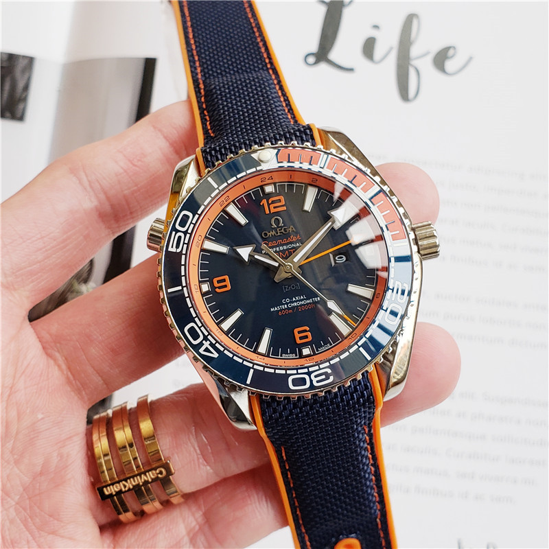 Replica Omega GMT Mechanical Watch  Single-tone Four-pin Adjustable Bottom Ceramic Bezel 44.7MM