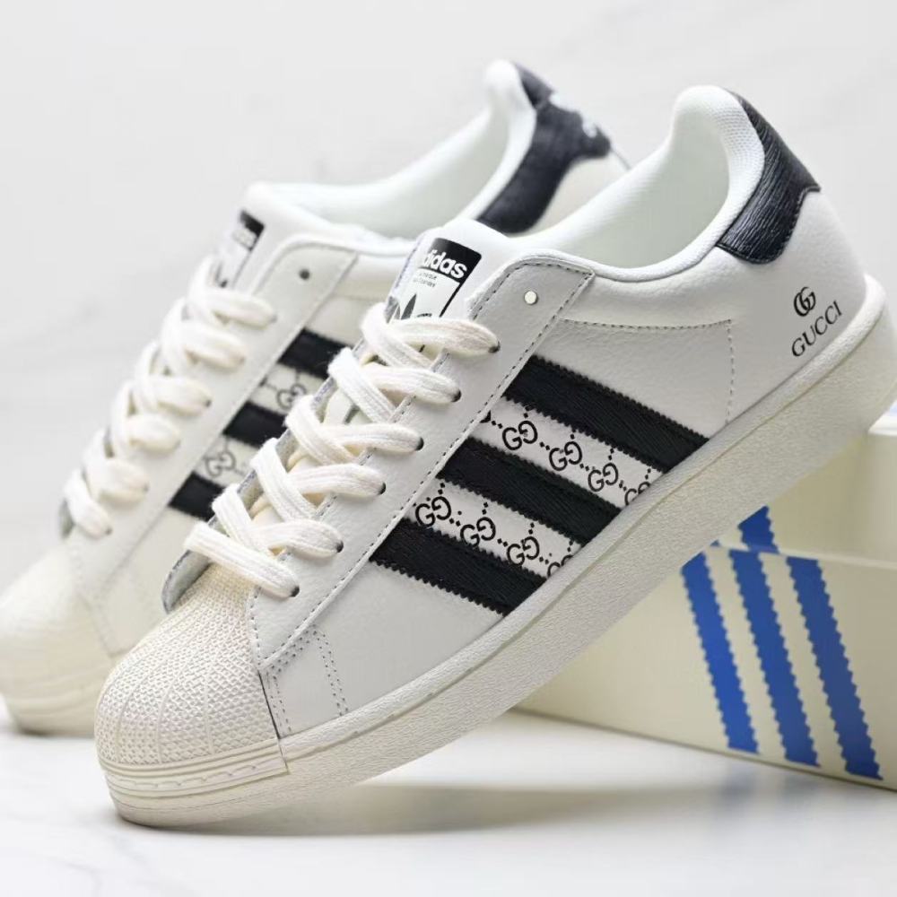 Adidas superstar