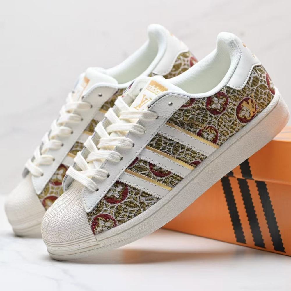Adidas superstar