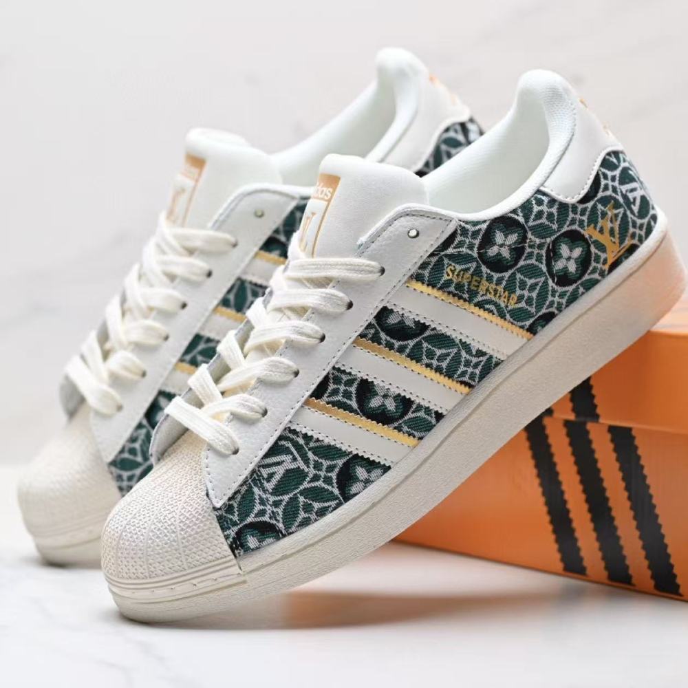 Adidas superstar