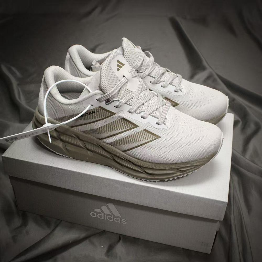 Adidas Adistar