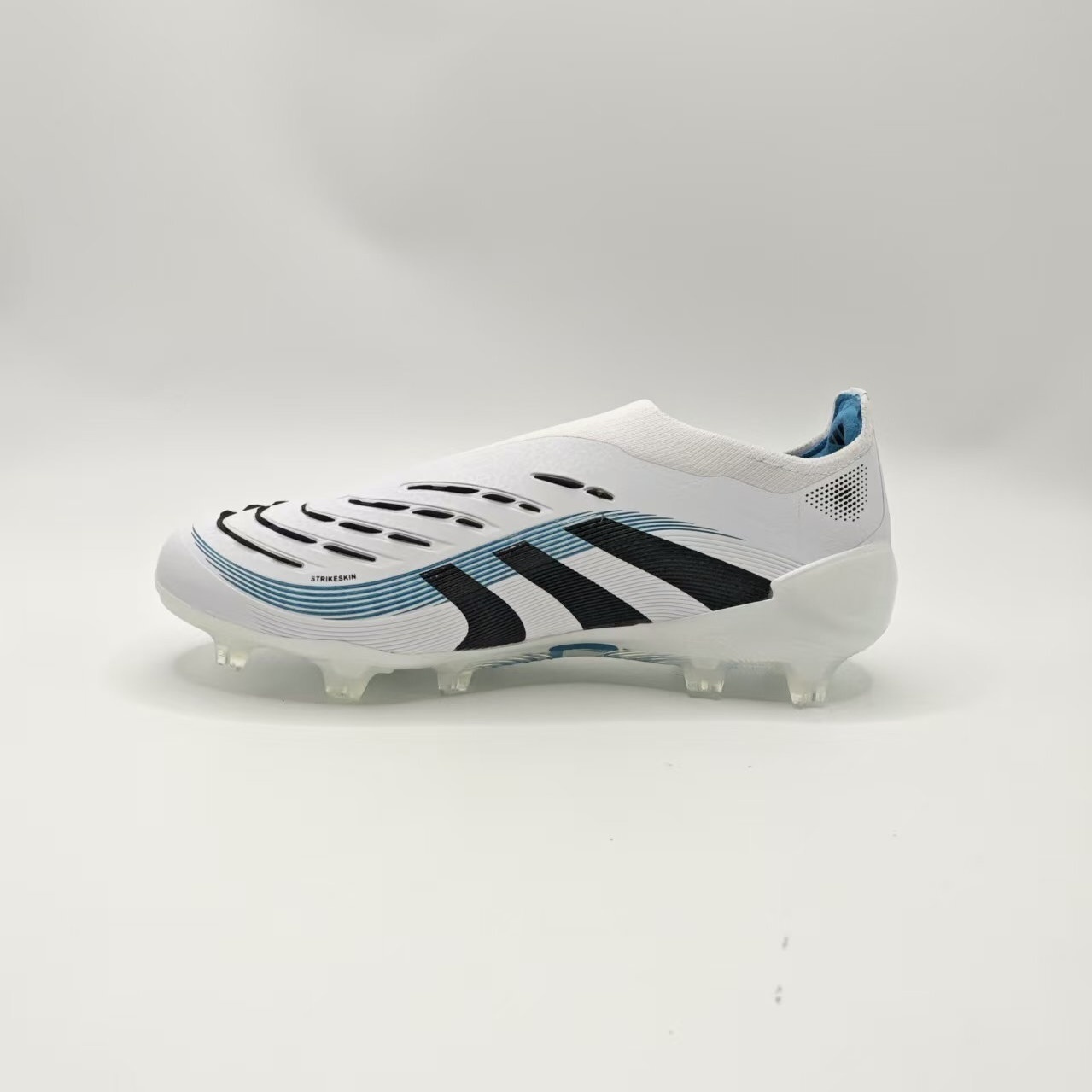 Adidas Predator 25 26