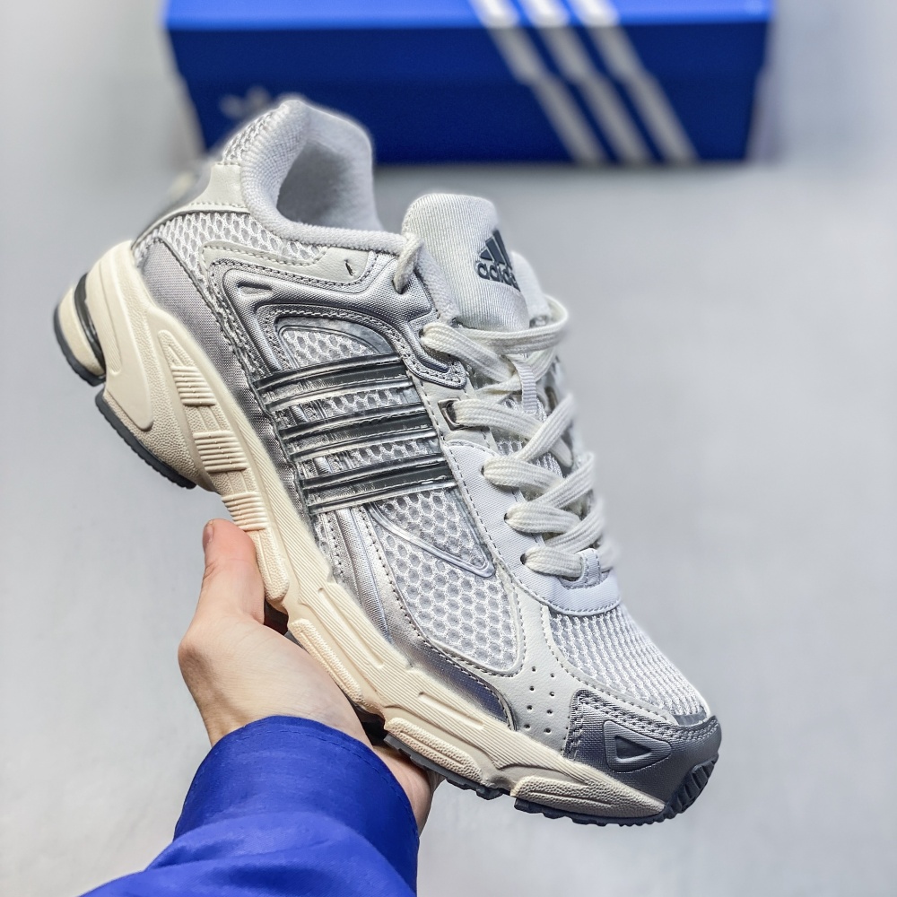 Adidas Response CL