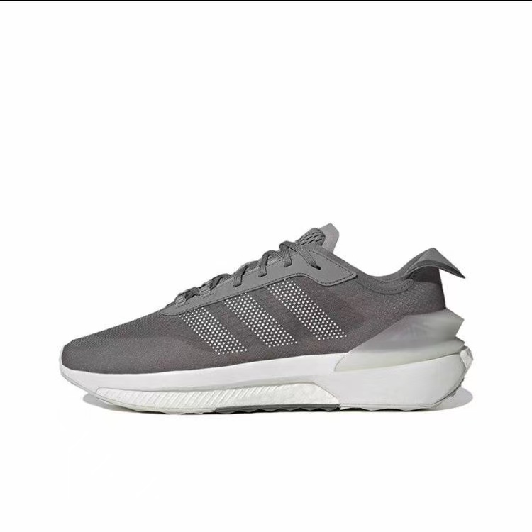Adidas Avryn