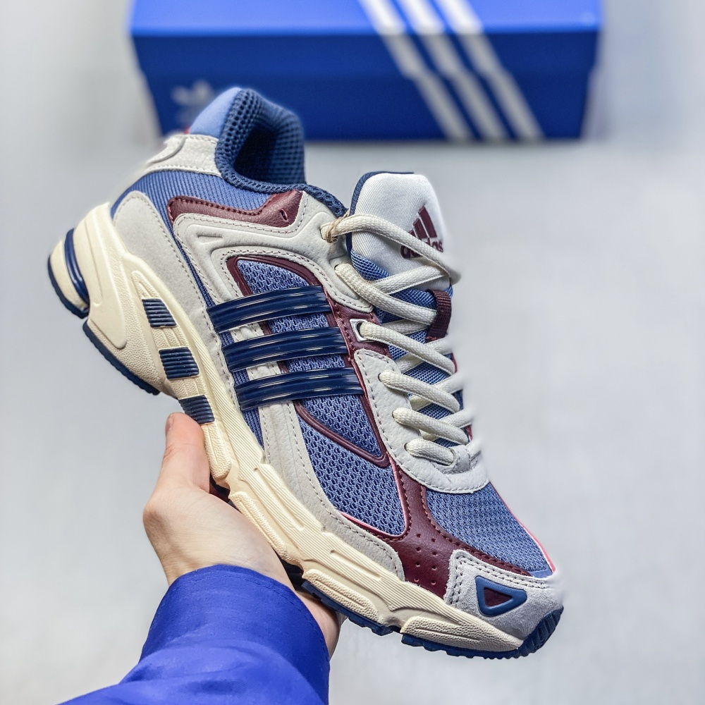 Adidas Response CL