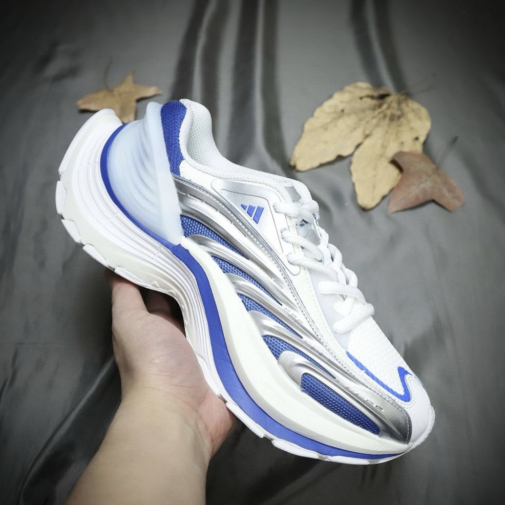 Adidas XLG MTW