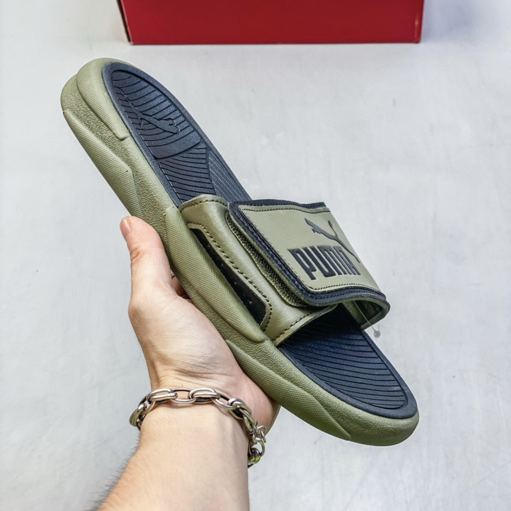 crocs、nike、puma、adidas sandals